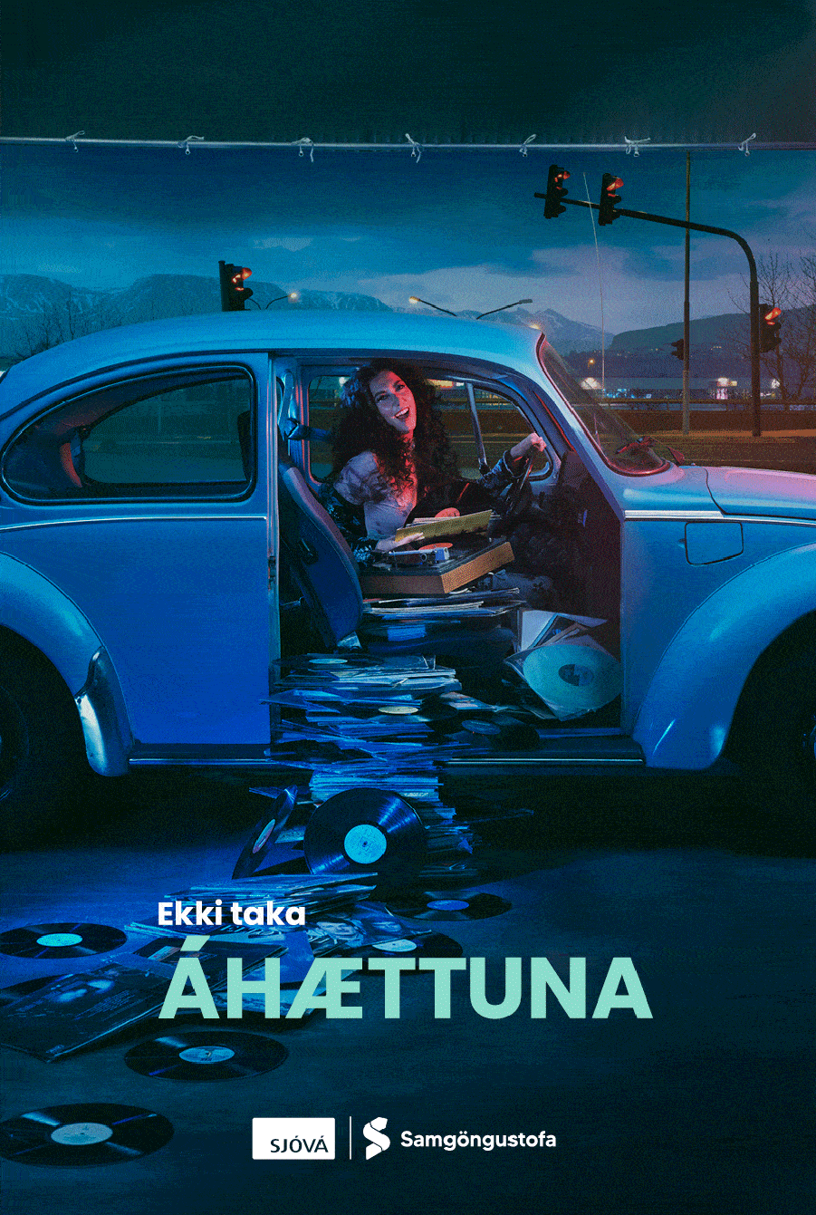 Skjahaetta 900x1340 GIF