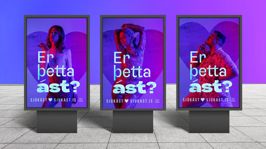 3 plaköt.